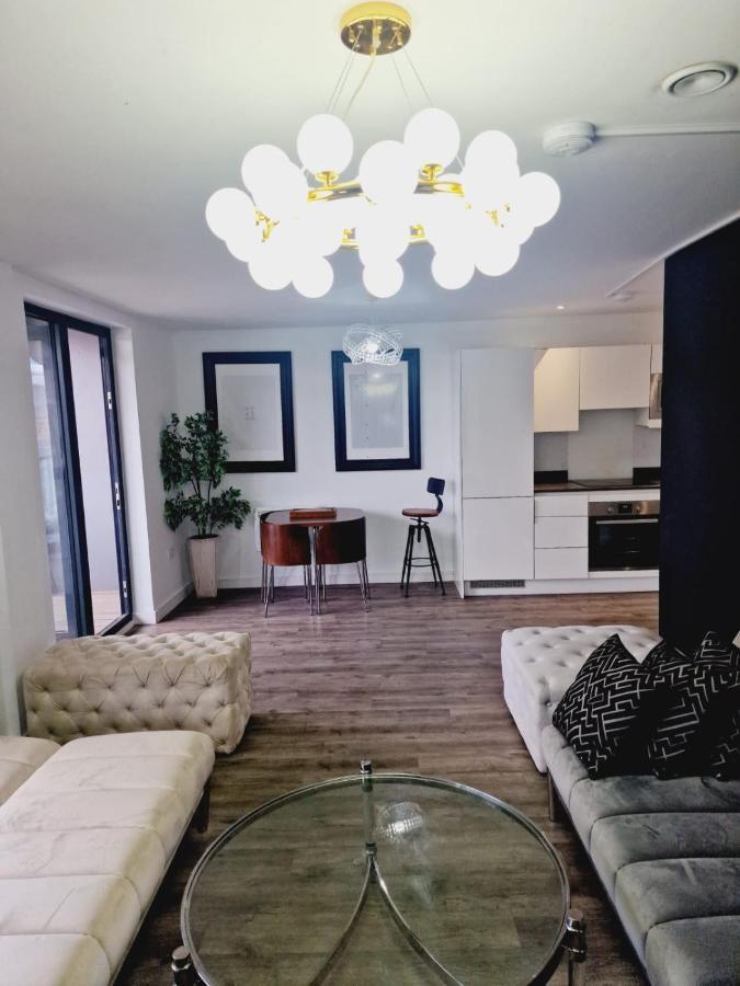 Apartment Rated Luxury In Centre Birmingham