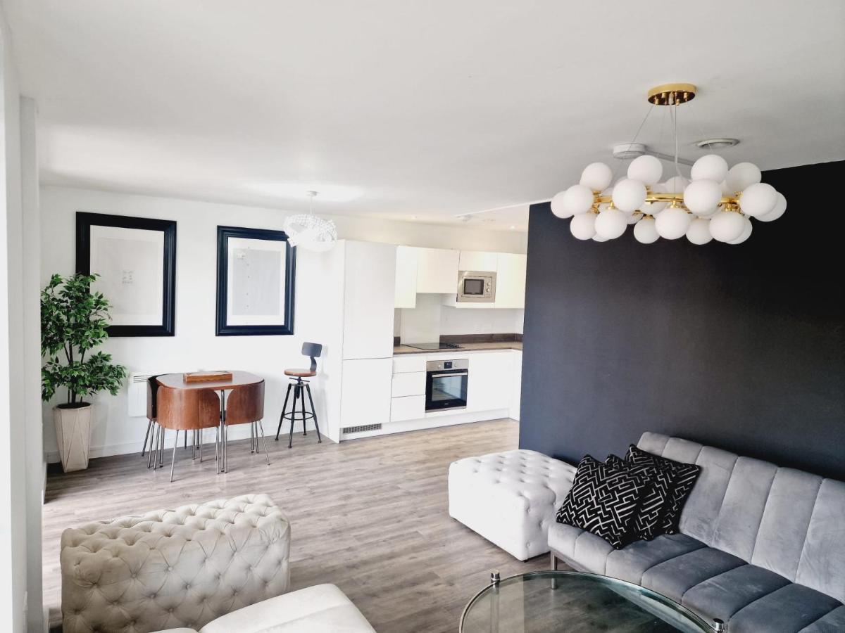 Apartment Rated Luxury In Centre