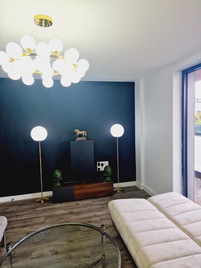 Apartment Rated Luxury In Centre