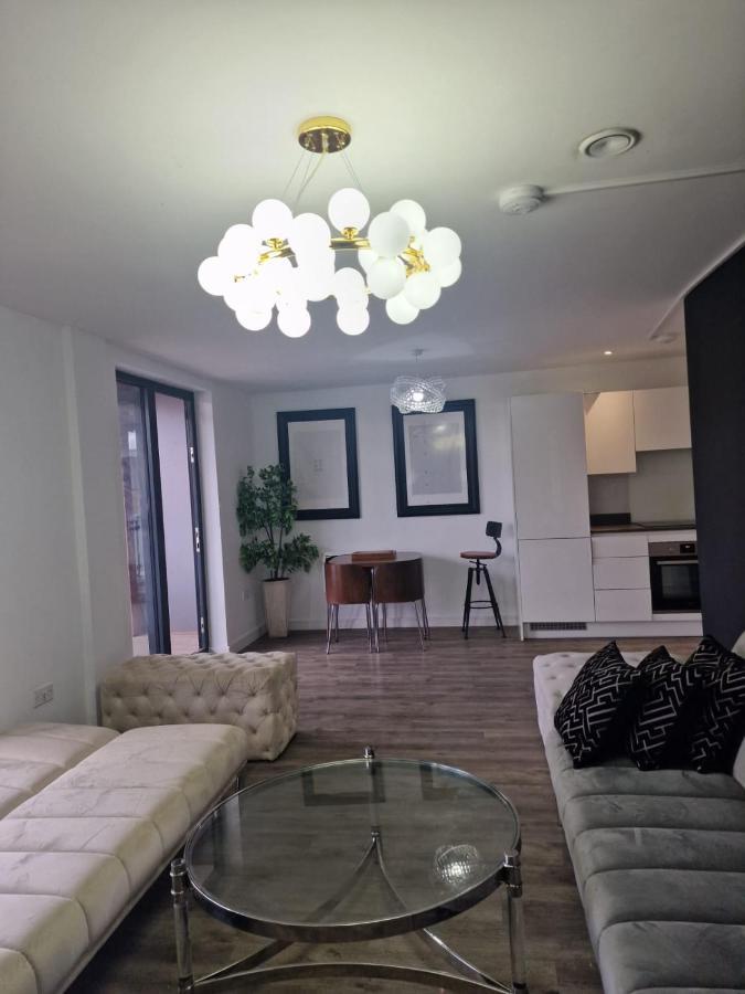 Apartment Rated Luxury In Centre Birmingham