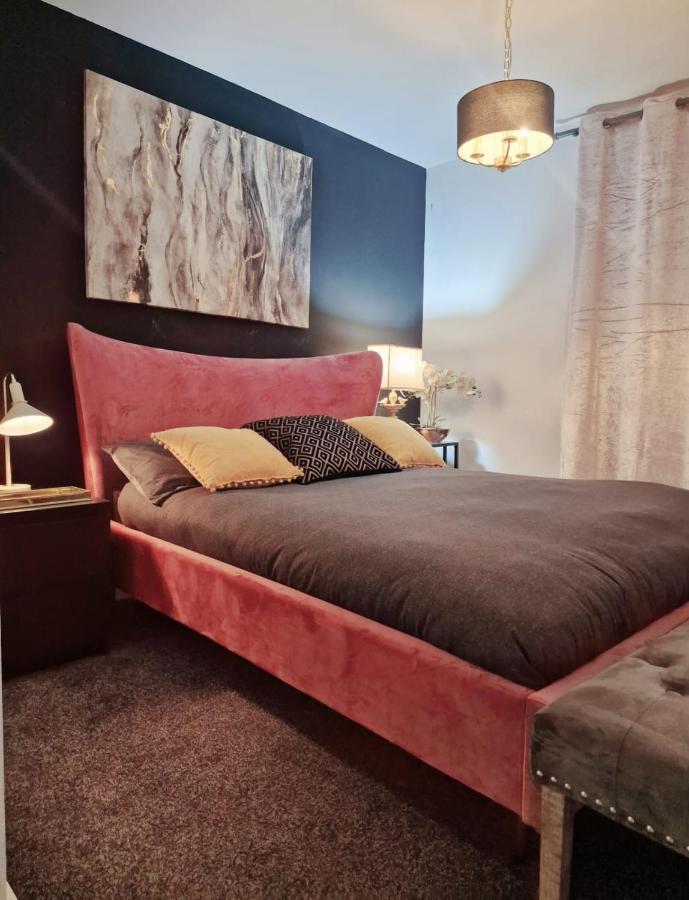 Apartment Rated Luxury In Centre *