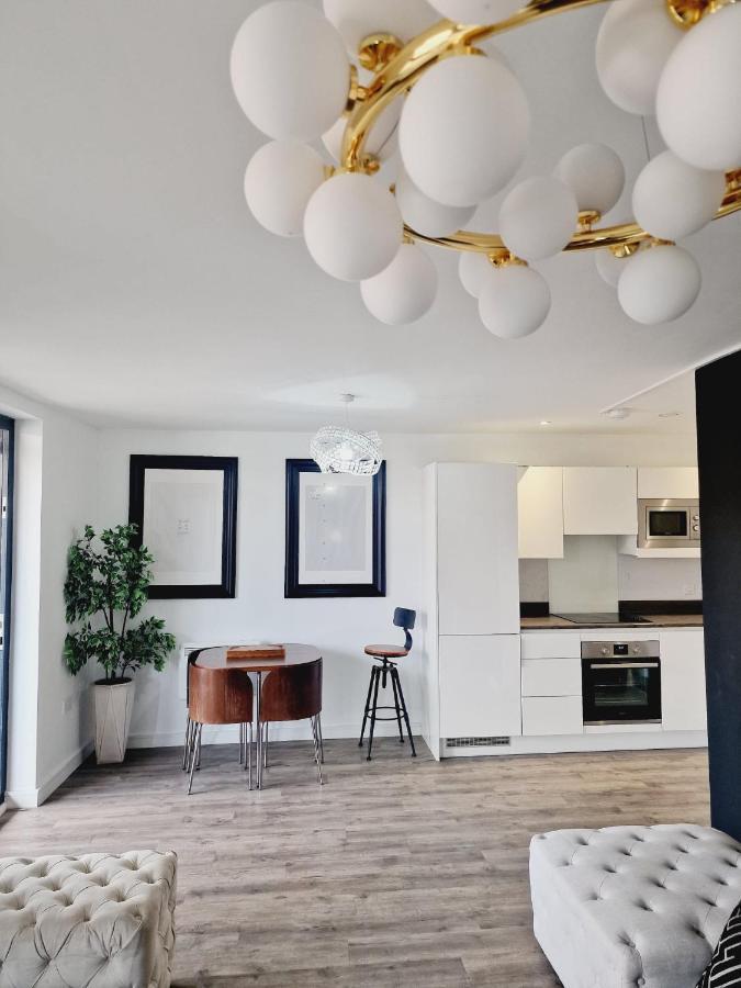 Apartment Rated Luxury In Centre *