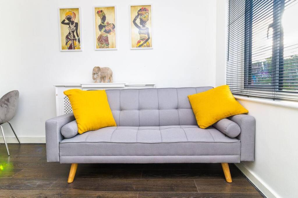 Shazeal Apartment Birmingham