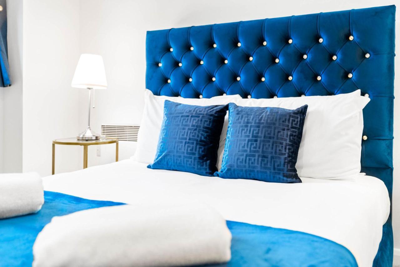 New Luxury Centre By Azura Nights * Birmingham