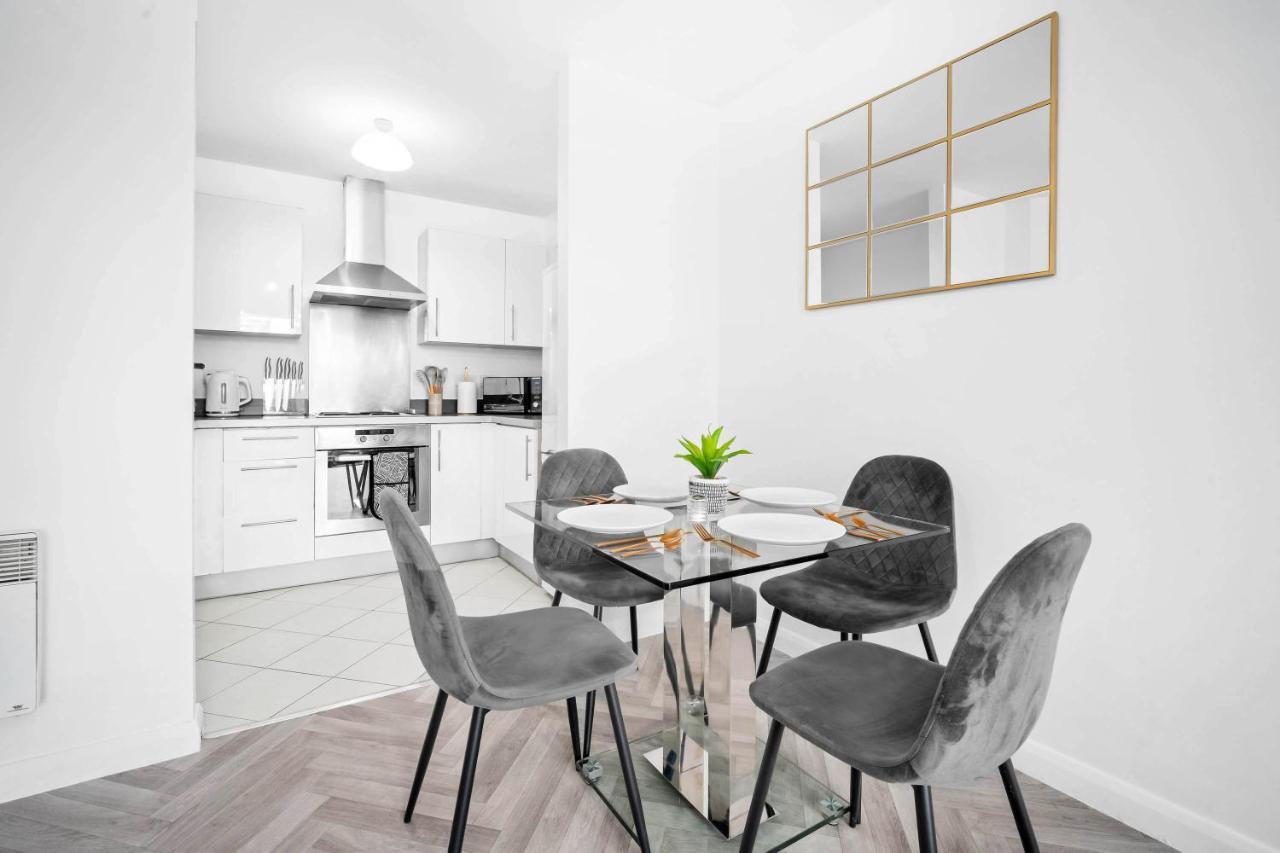 New Luxury Centre By Azura Nights Birmingham