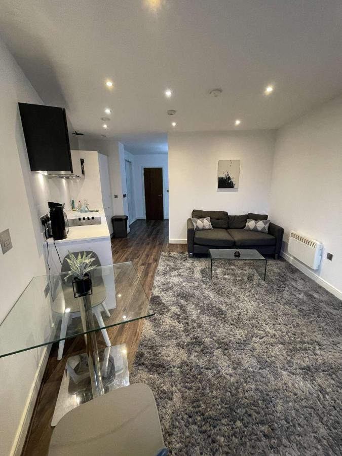 One Bedroom Apartment/studio *