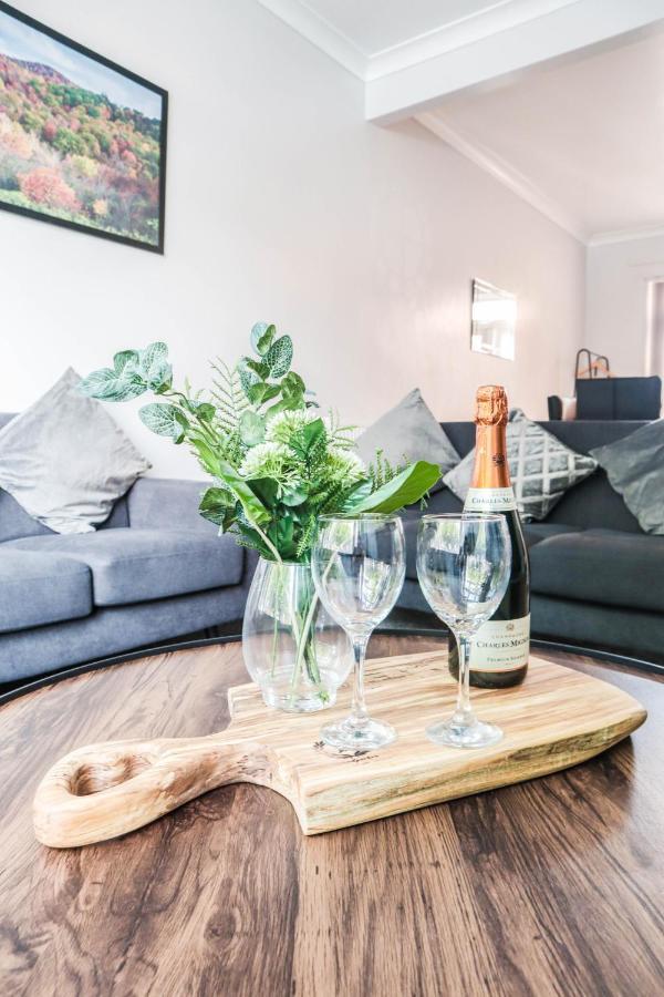 Holiday home Cosy Contractor House - Free Wifi!