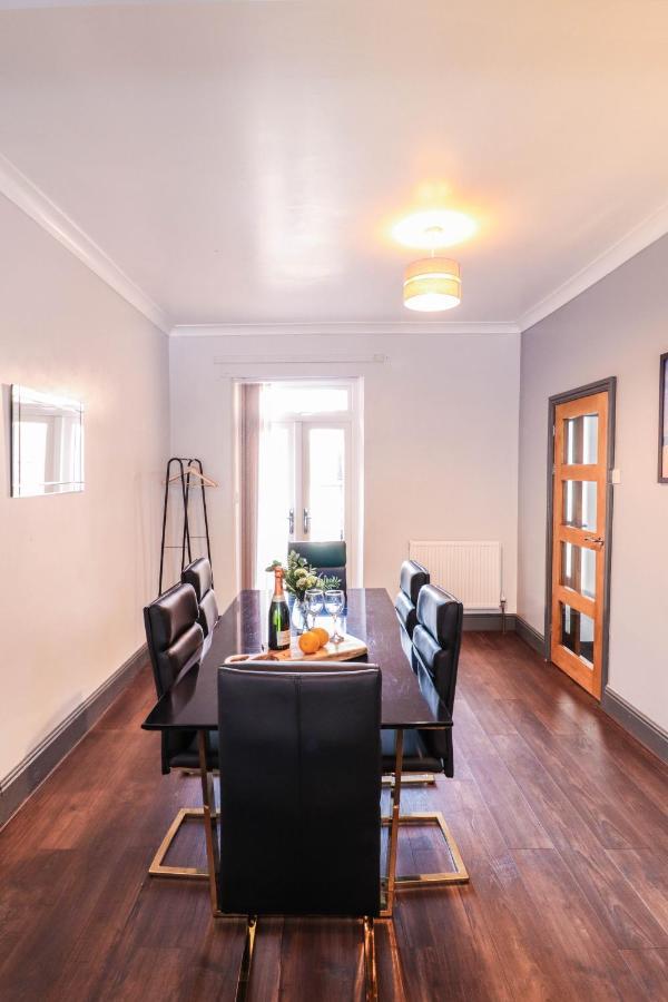 Cosy Contractor House - Free Wifi! Birmingham