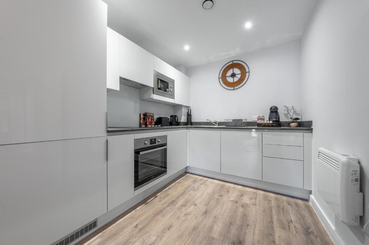 City Center - Luxury 86 Apartment