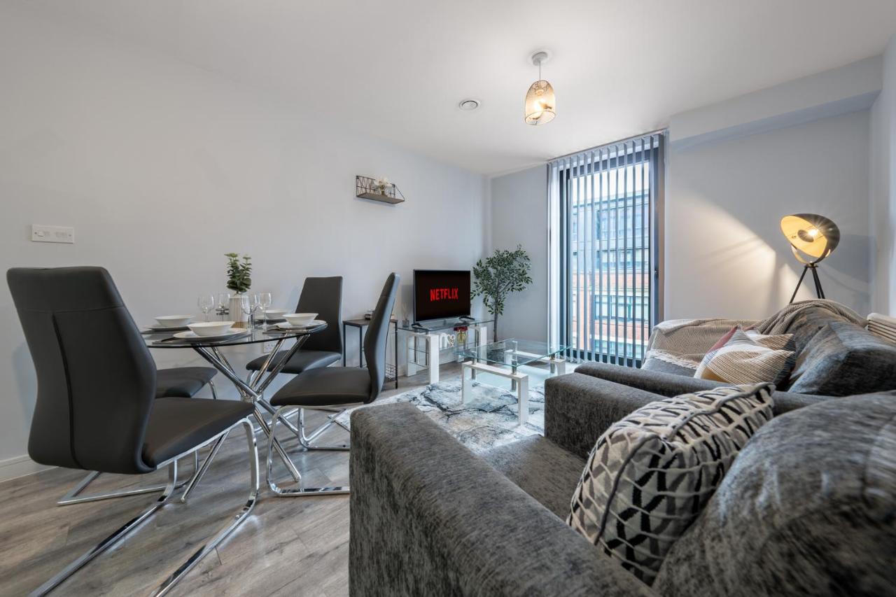 City Center - Luxury 86 Apartment