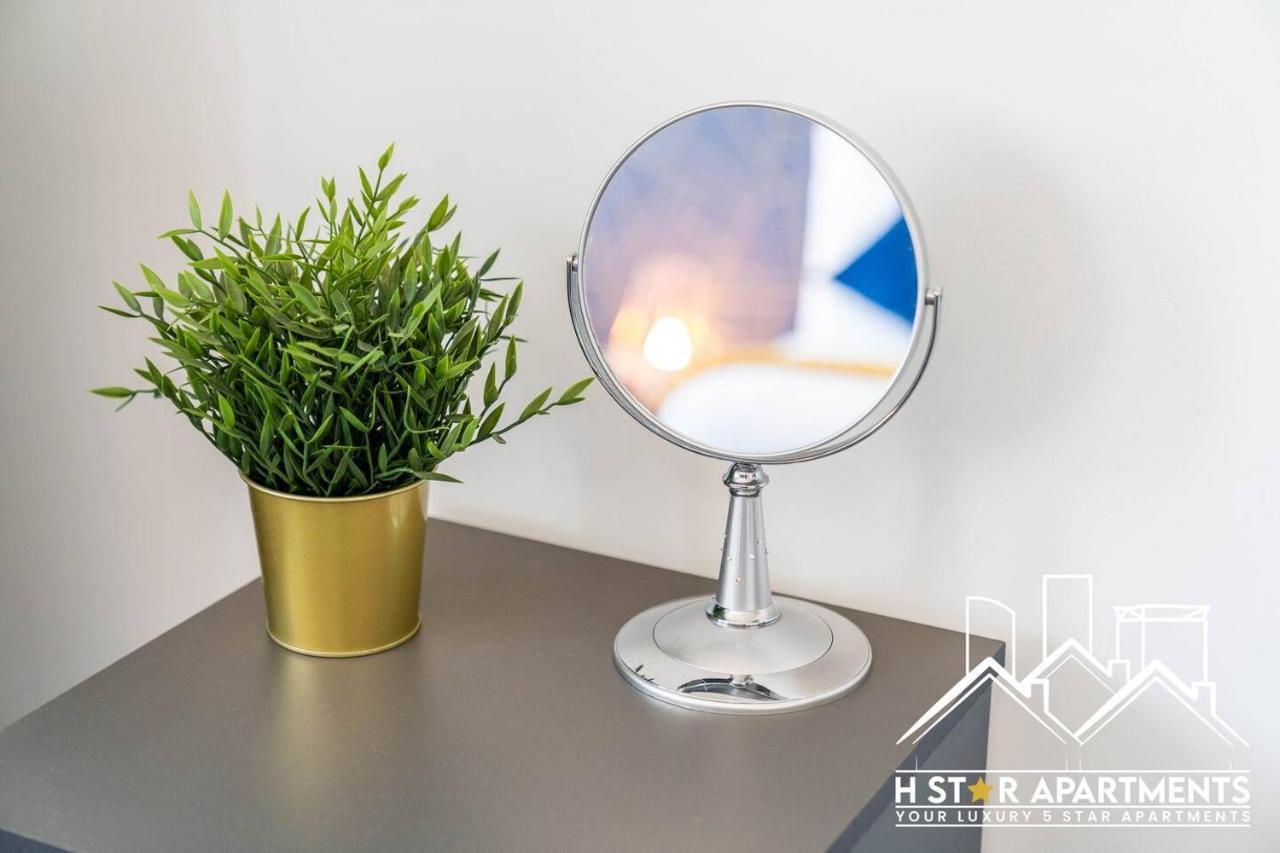Apartment Living Made Easy: 2br In