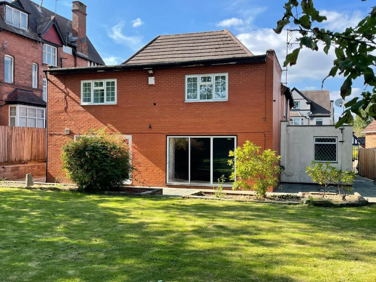 Holiday home Birch, 7 Large Bedrm, Sleeps 14 *