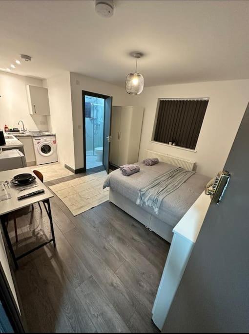 Cozy Aston Studio *