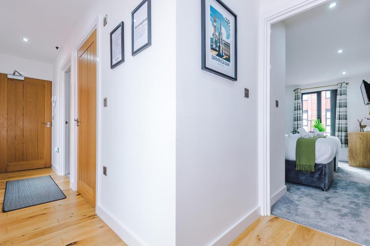 Stunning Centre By 53 Degrees In Birmingham, Ideal For Small Groups! Apartment *