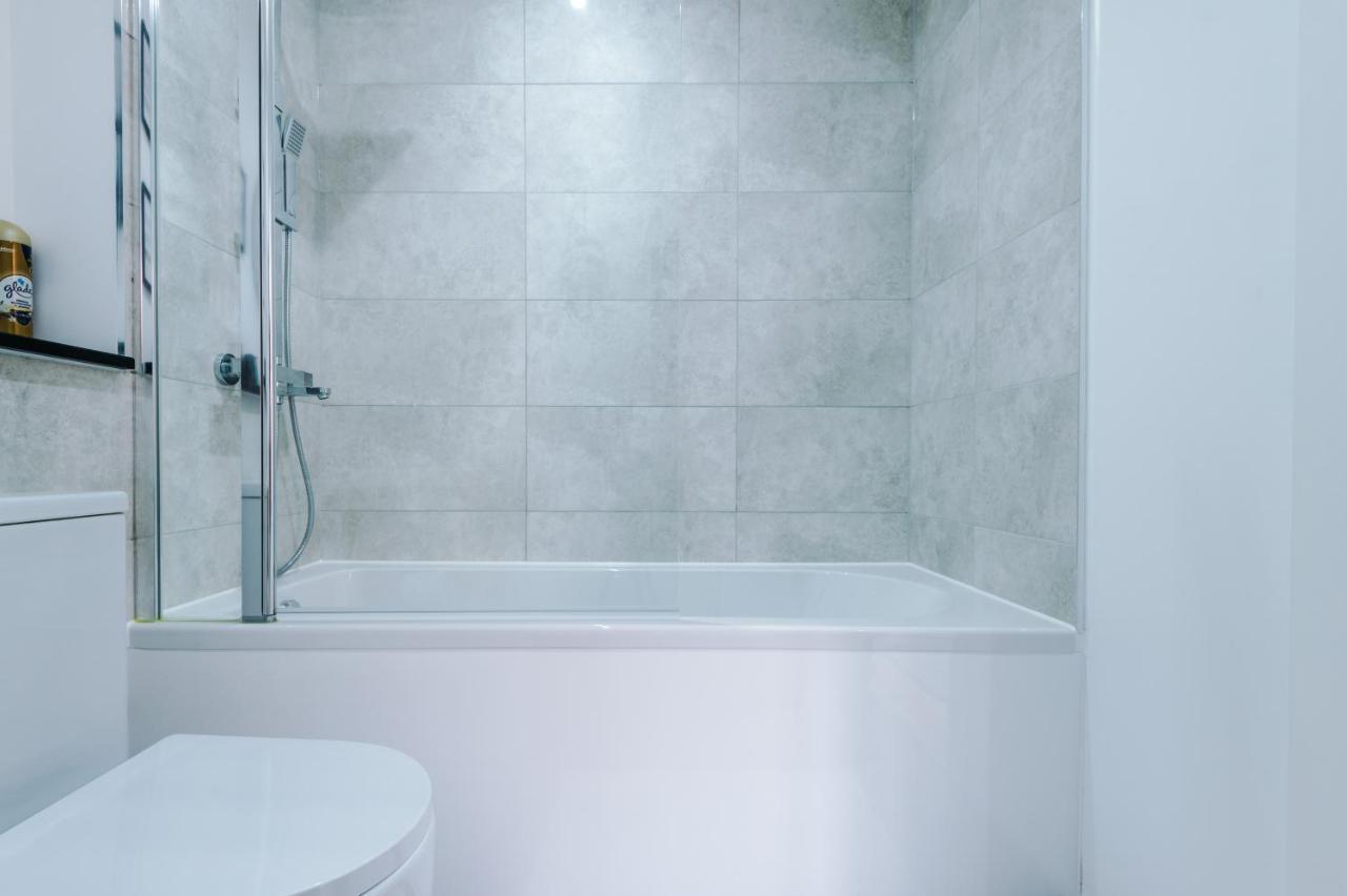 Stunning Centre By 53 Degrees In Birmingham, Ideal For Small Groups! Apartment Birmingham