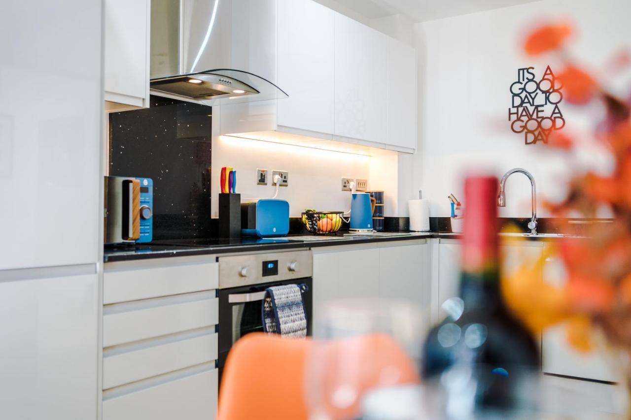 Apartment Stunning Centre By 53 Degrees In Birmingham, Ideal For Small Groups! *