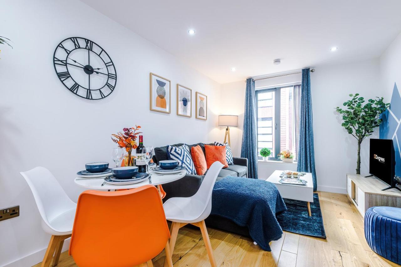 Stunning Centre By 53 Degrees In Birmingham, Ideal For Small Groups!