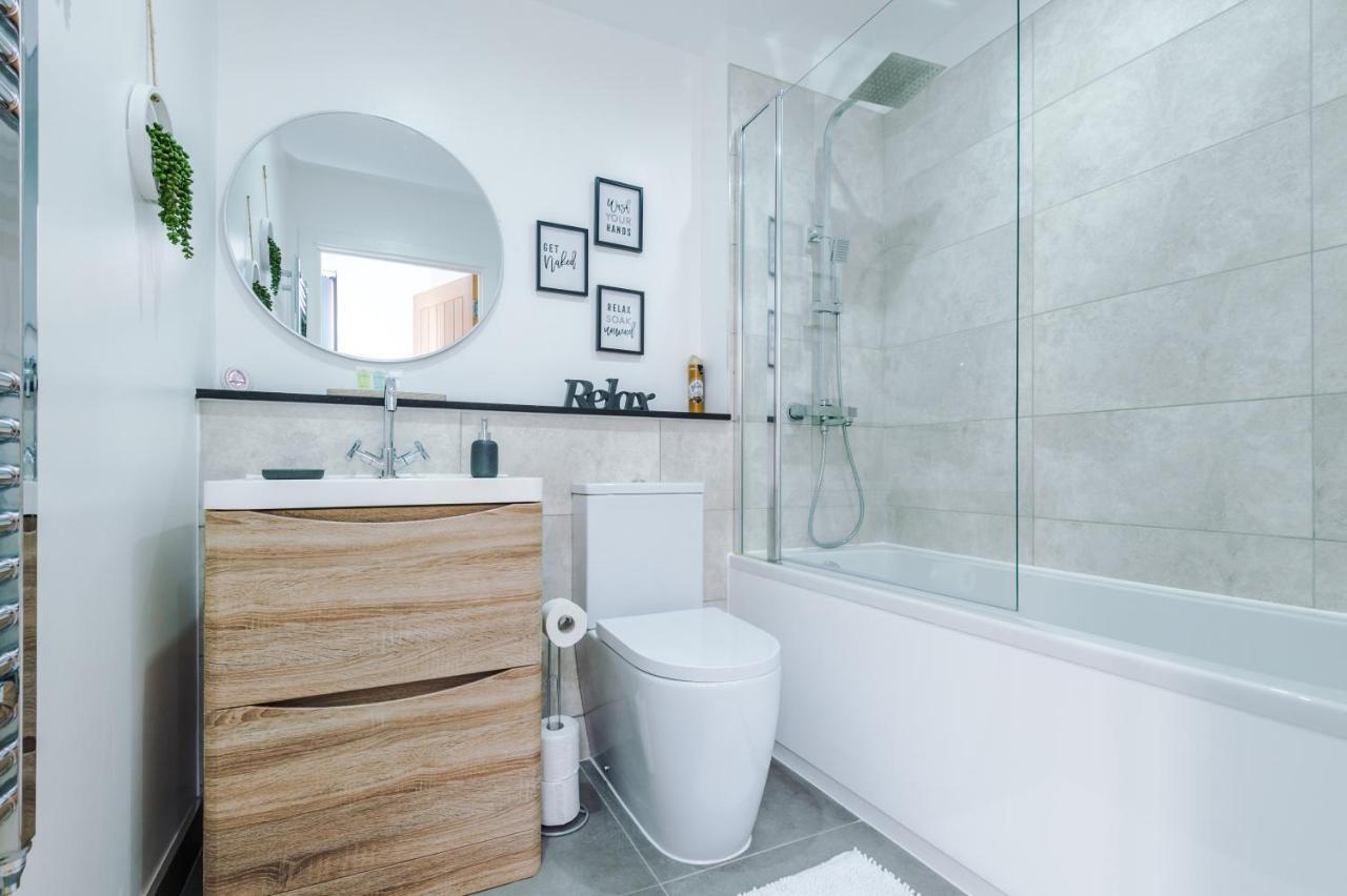 Apartment Stunning Centre By 53 Degrees In Birmingham, Ideal For Small Groups! *