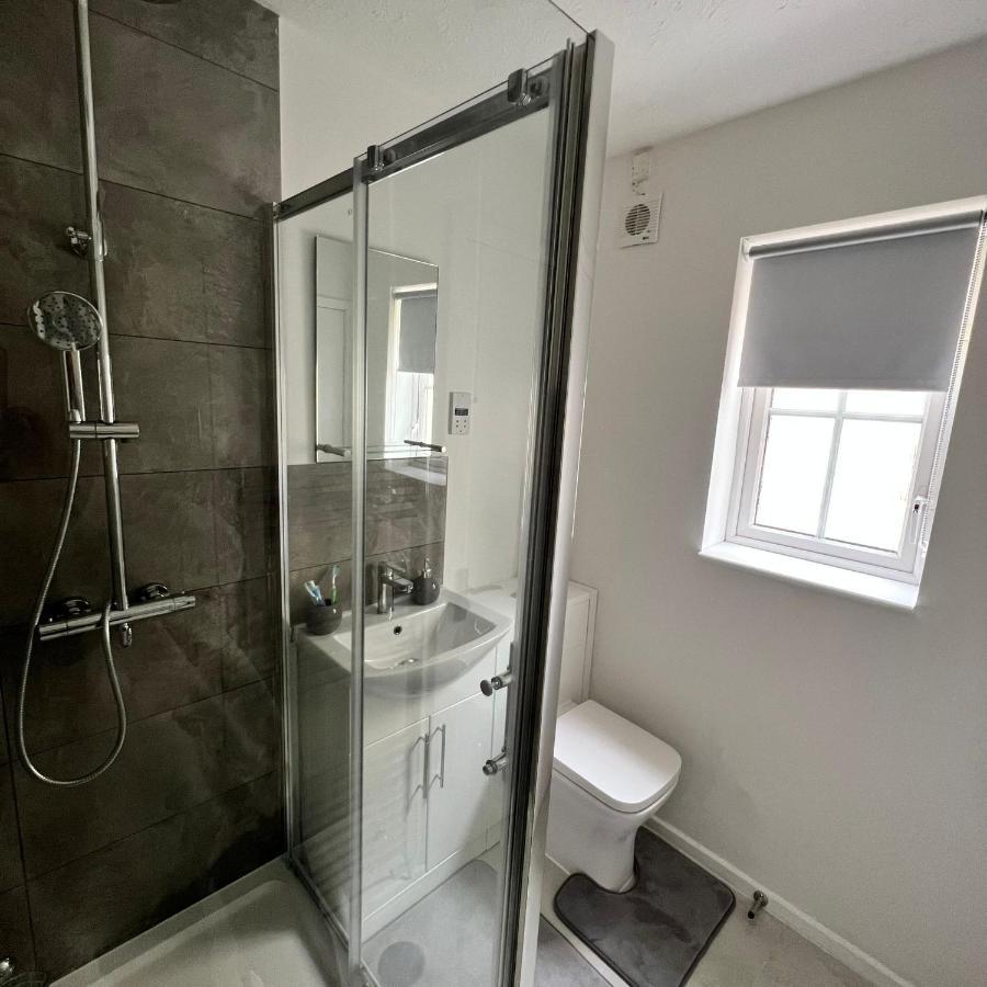 Stunning 2 Bedroom Centre With Free Parking Birmingham
