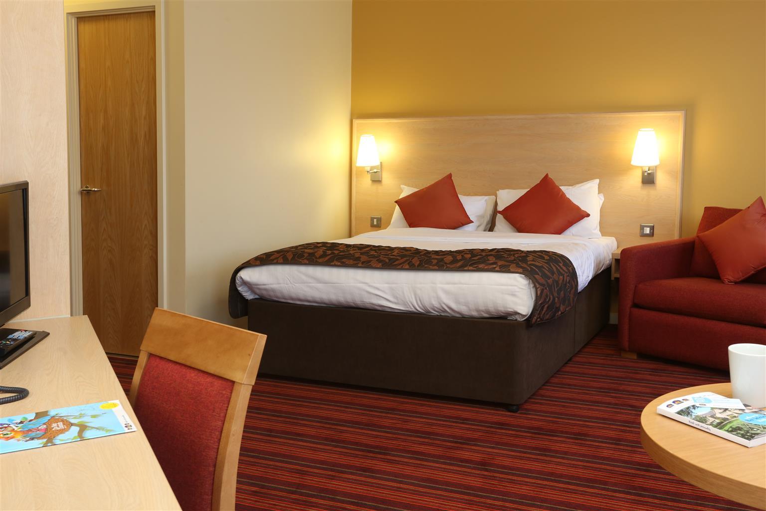 Hotel Western Metro Maypole 2*