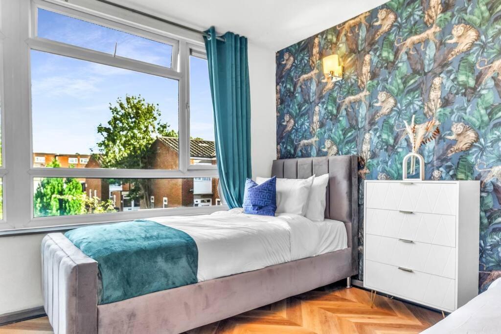 Yinmae: Spacious 4-bedroom City Centre House With Free Parking