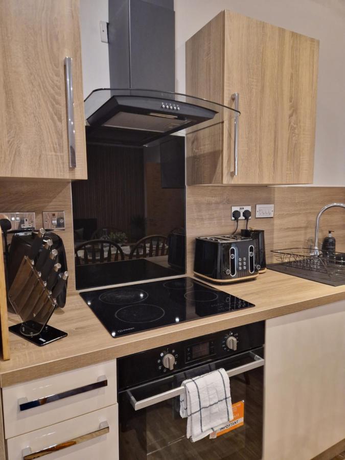 Large Jewellery Quarter - Sleeps 7! New
