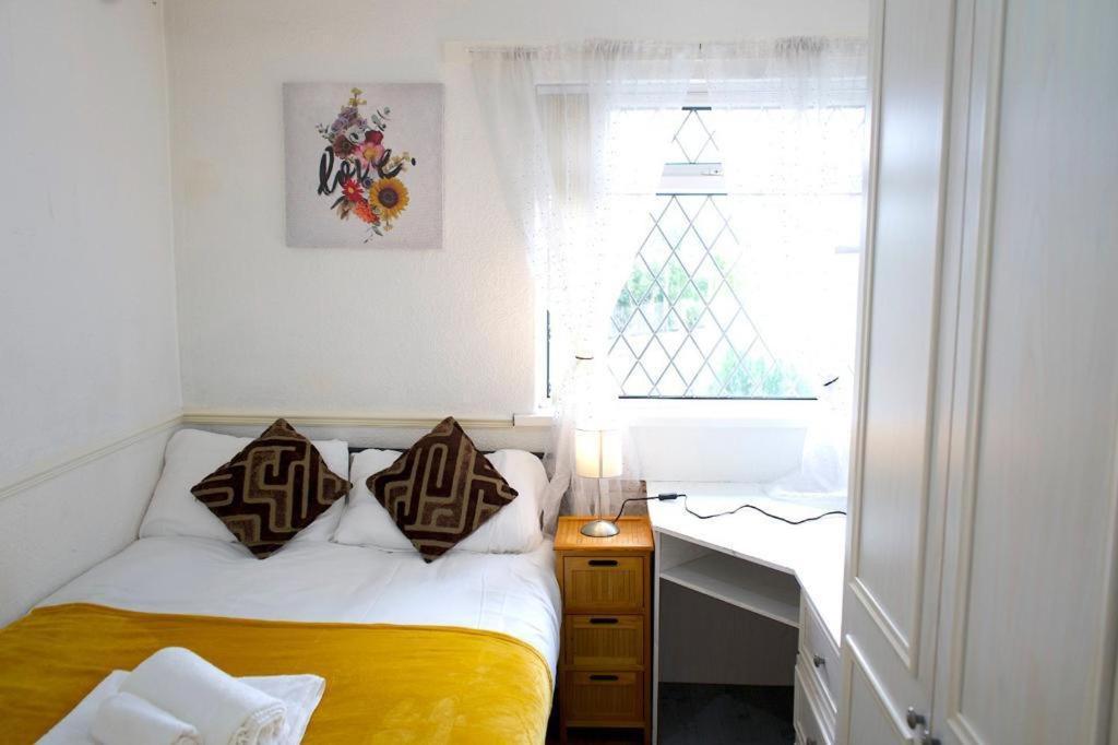 Holiday home 4 Bedroom Property In