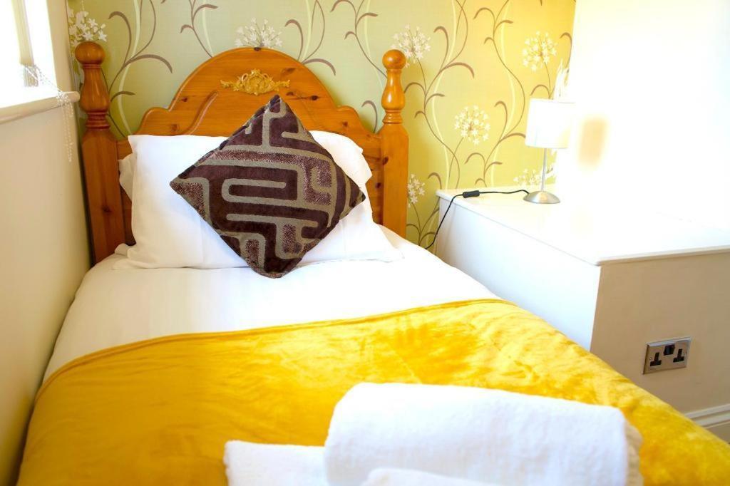 4 Bedroom Property In Holiday home Birmingham