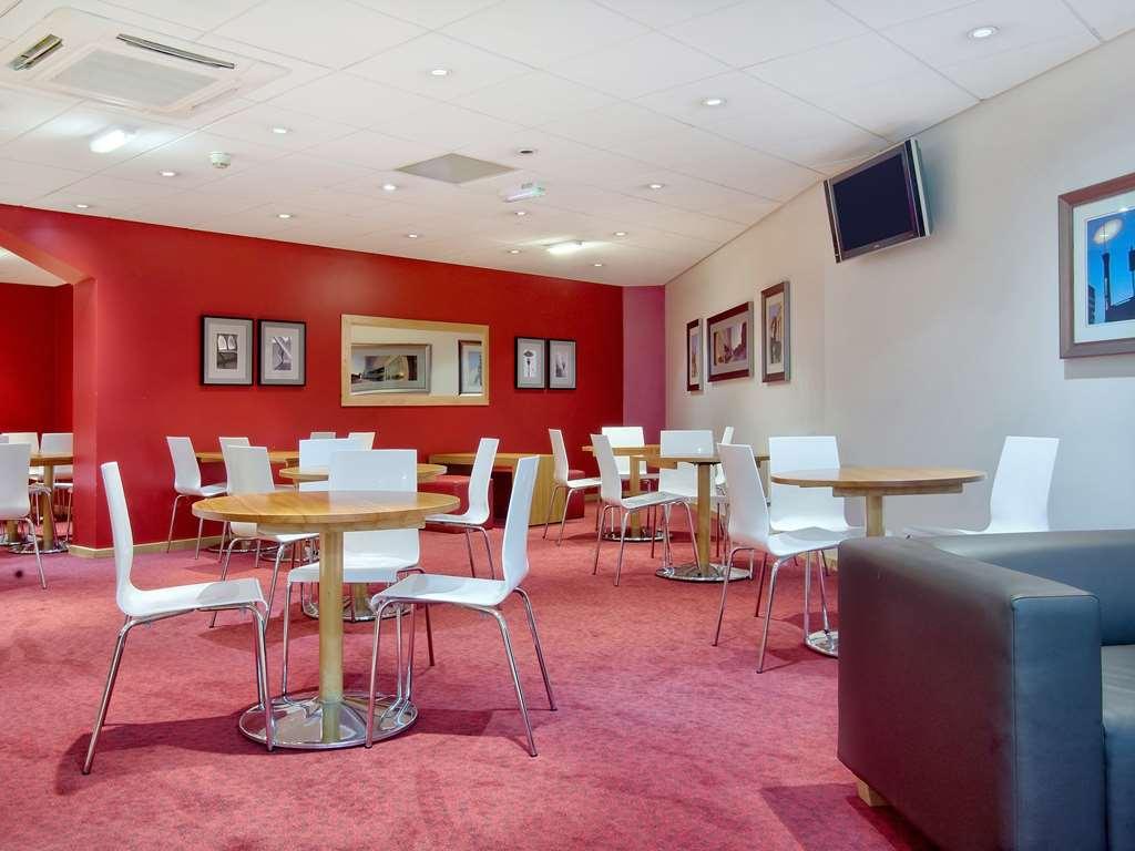Travelodge Broadway Plaza Hotel