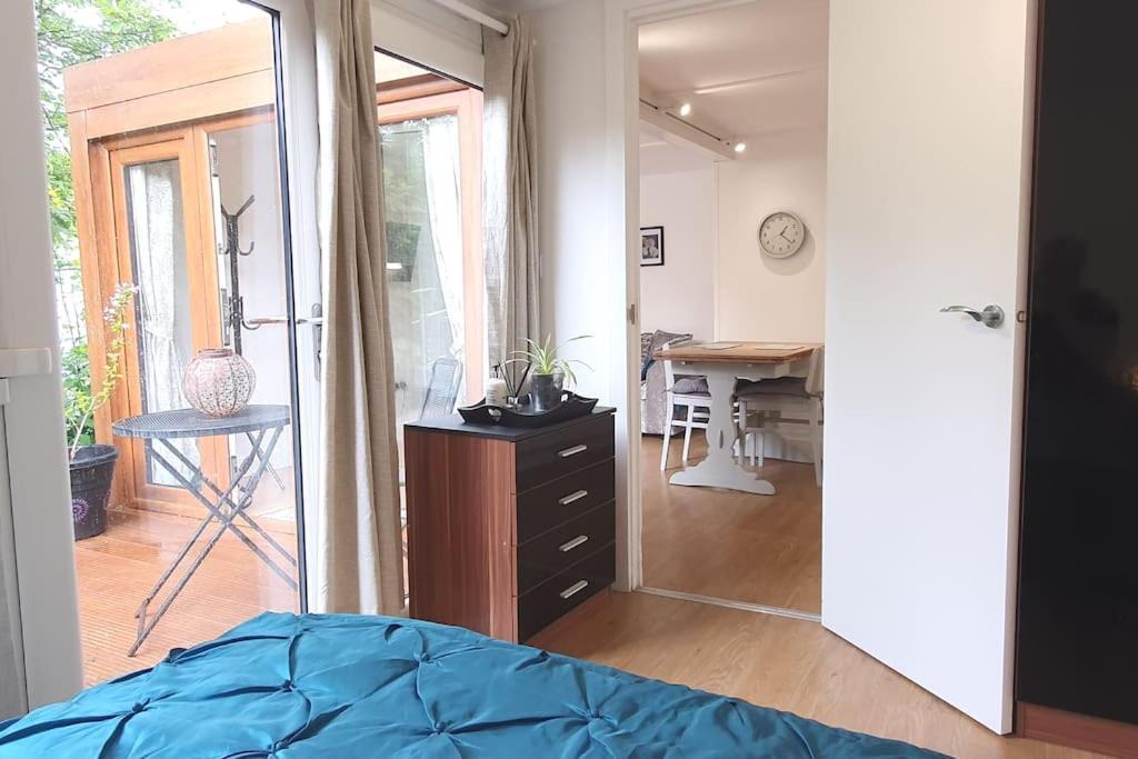 Apartment Private Self Contained Annex/cabin Birmingham