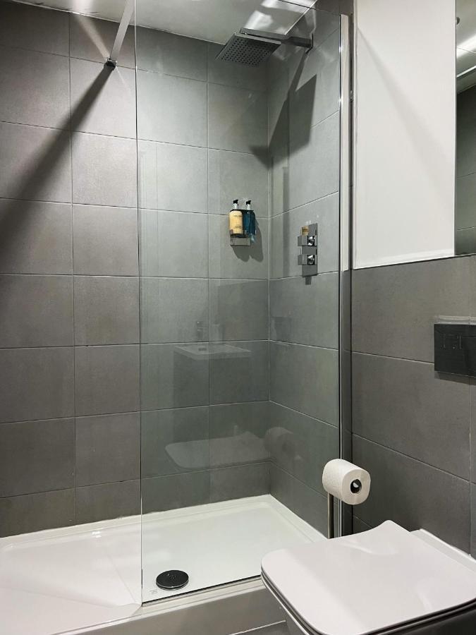 Elmardi - 2 Bedroom Centre Apartment *