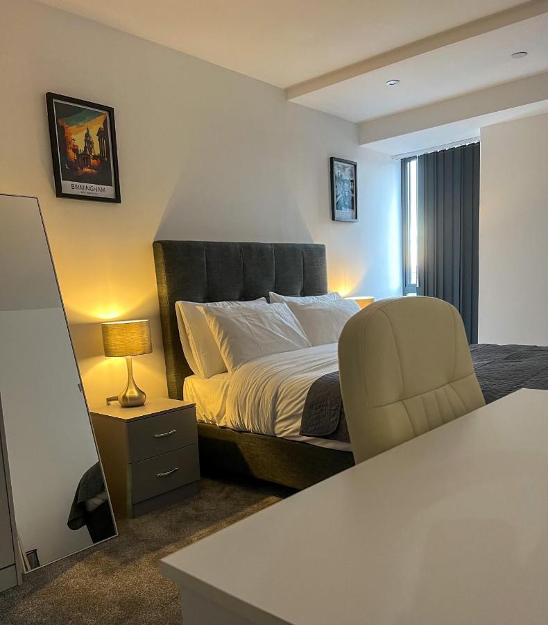 Elmardi - 2 Bedroom Centre Apartment *