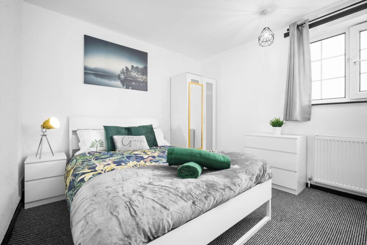 Holiday home Modern 3 Bedroom For Groups *