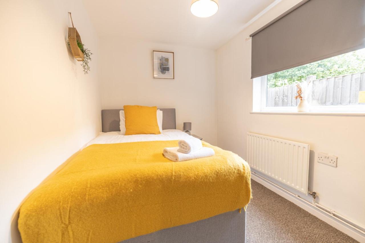Westminster House - Contractors/families