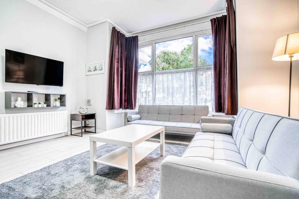 Cheerful Flat In Moseley With Free Parking Apartment Birmingham
