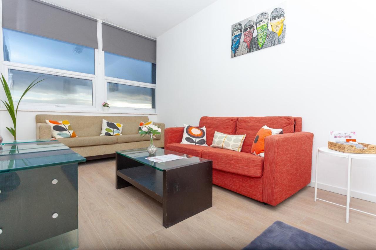 Apartment One Bedroom Serviced Smethwick Flat 319 *