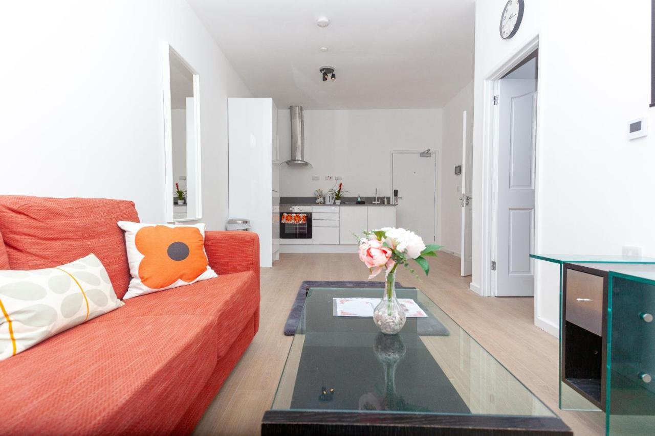 Apartment One Bedroom Serviced Smethwick Flat 319 Birmingham