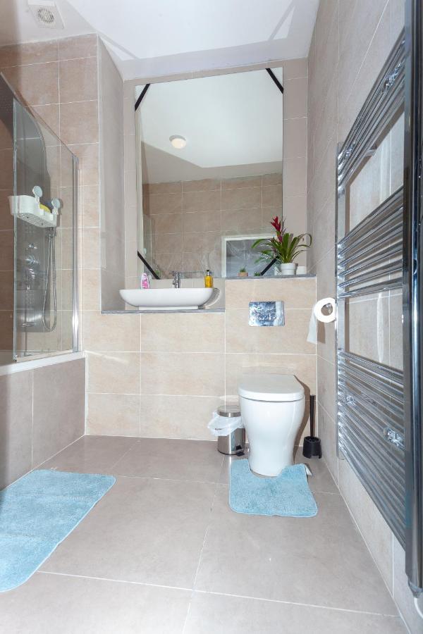One Bedroom Serviced Smethwick Flat 310 Apartment Birmingham