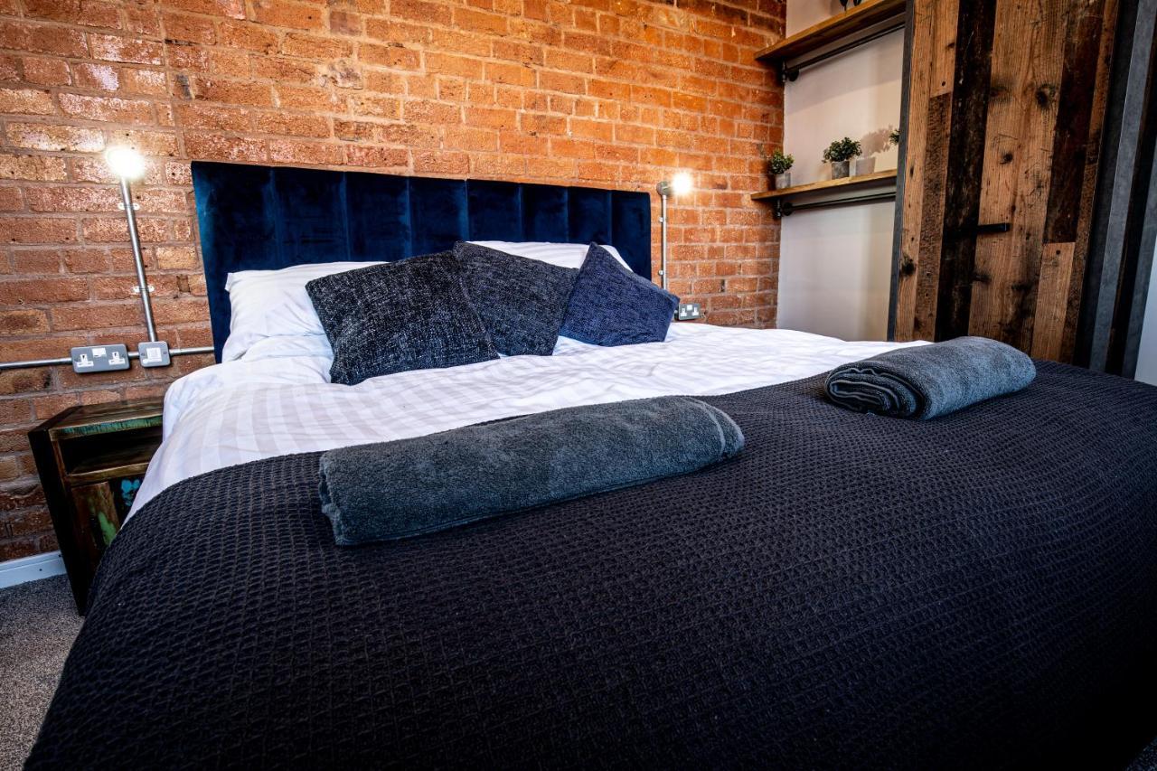 Holiday home Vip 3br Grade2 Luxurious Industrial House With Wood Fire, Electric Blinds And Big Cast Iron Windows In The Heart Of The Jq *