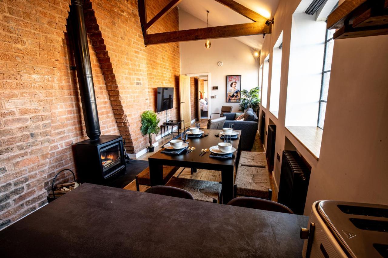 Holiday home Vip 3br Grade2 Luxurious Industrial House With Wood Fire, Electric Blinds And Big Cast Iron Windows In The Heart Of The Jq *