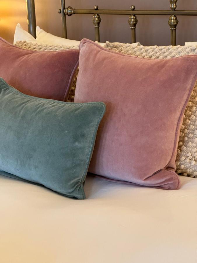 The Emerald Suite, * Birmingham