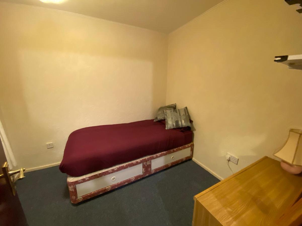 Serene 4br In Harborne Close To Qe Hospital, Harborne Centre Holiday home Birmingham