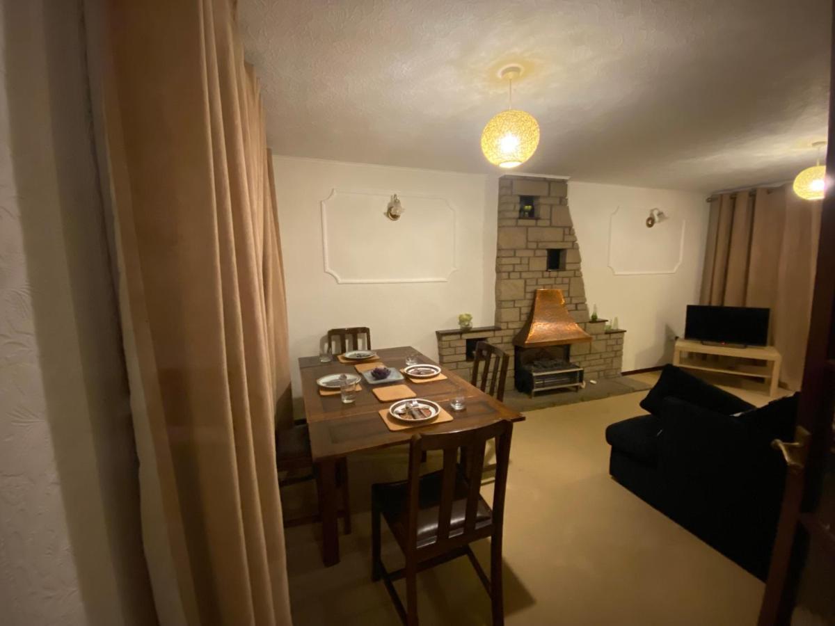 Serene 4br In Harborne Close To Qe Hospital, Harborne Centre Birmingham