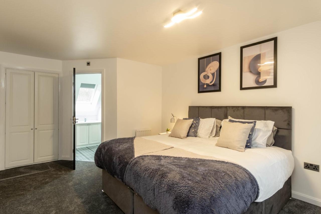 Luxury Executive In * Birmingham