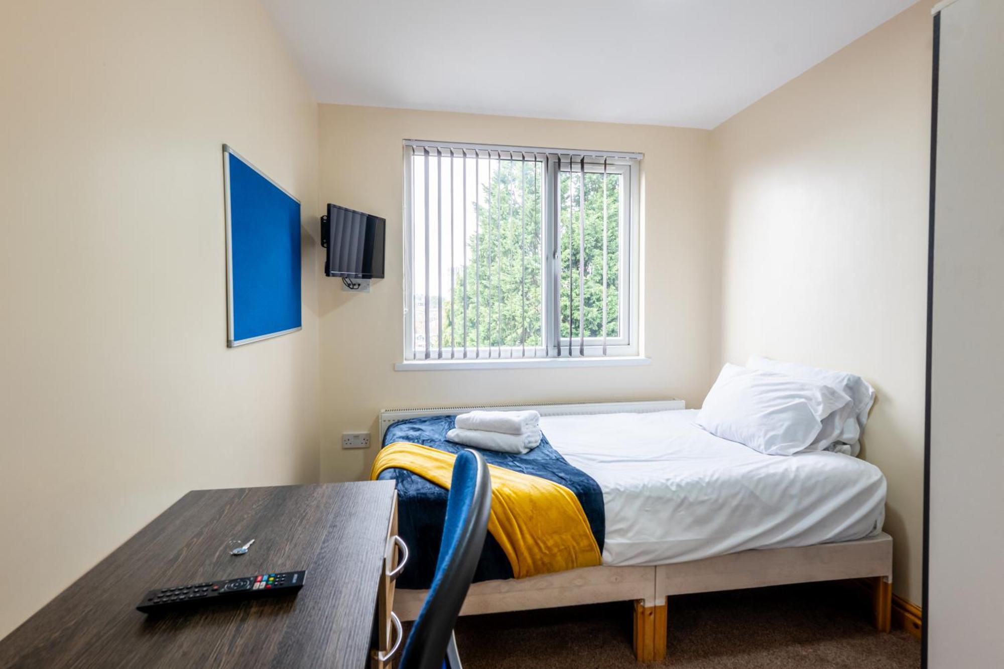 Private With Private Bathrooms In Selly Oak *