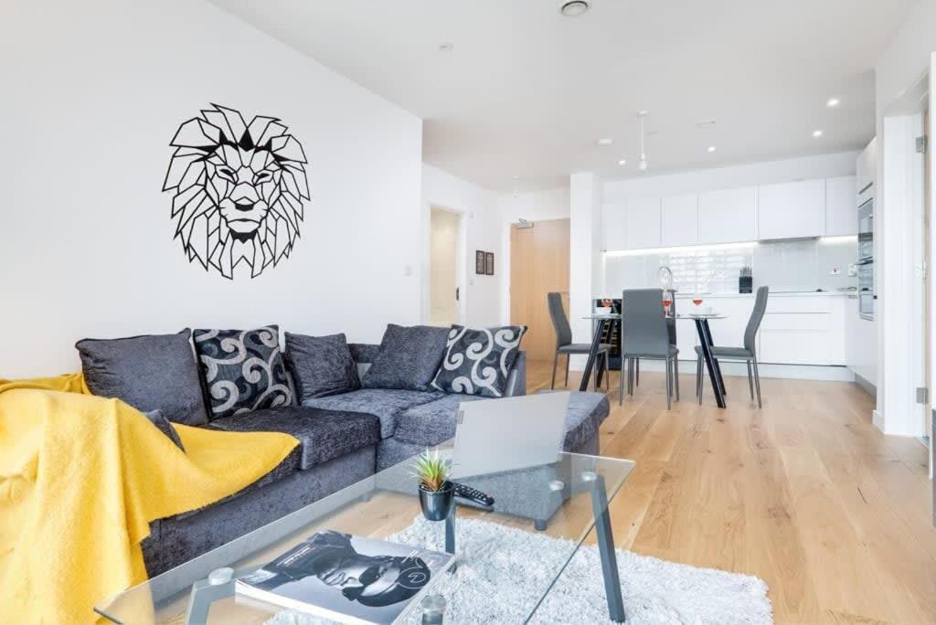 Apollo Luxury - Netflix - Fast Wifi- Free Parking Birmingham