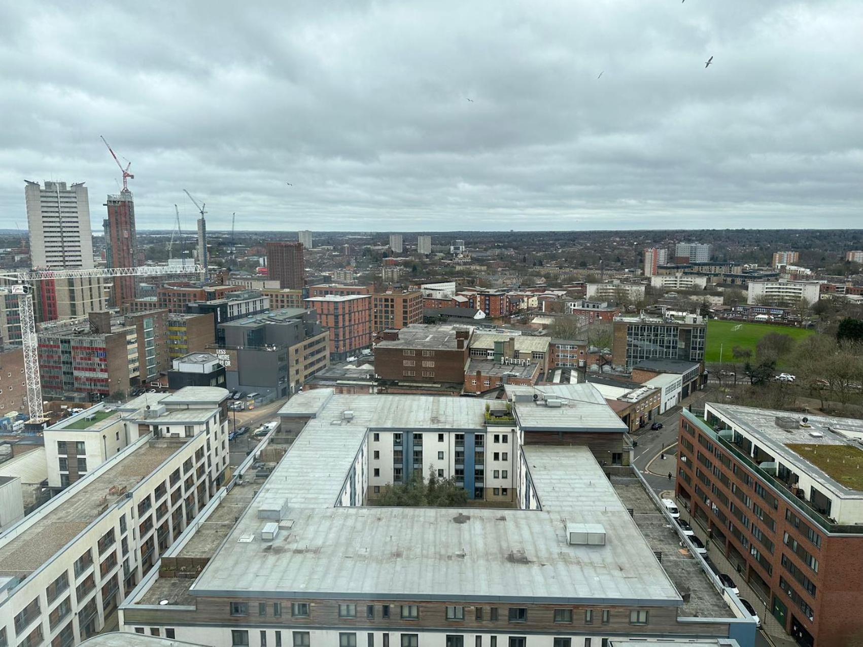 Apartment Skyline Luxury - The Cube
