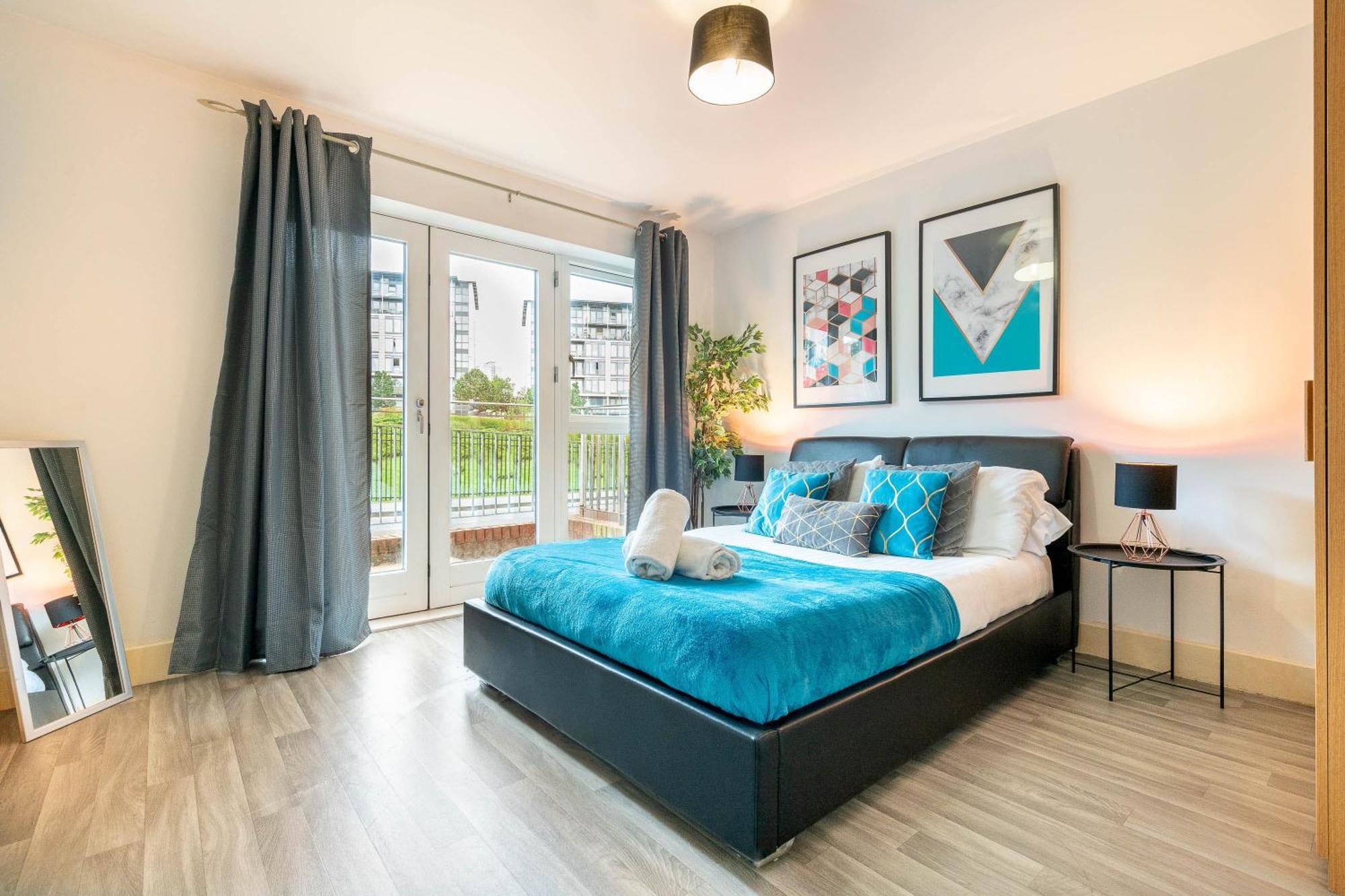Centre - Balcony - Netflix - Park Facing 38akw