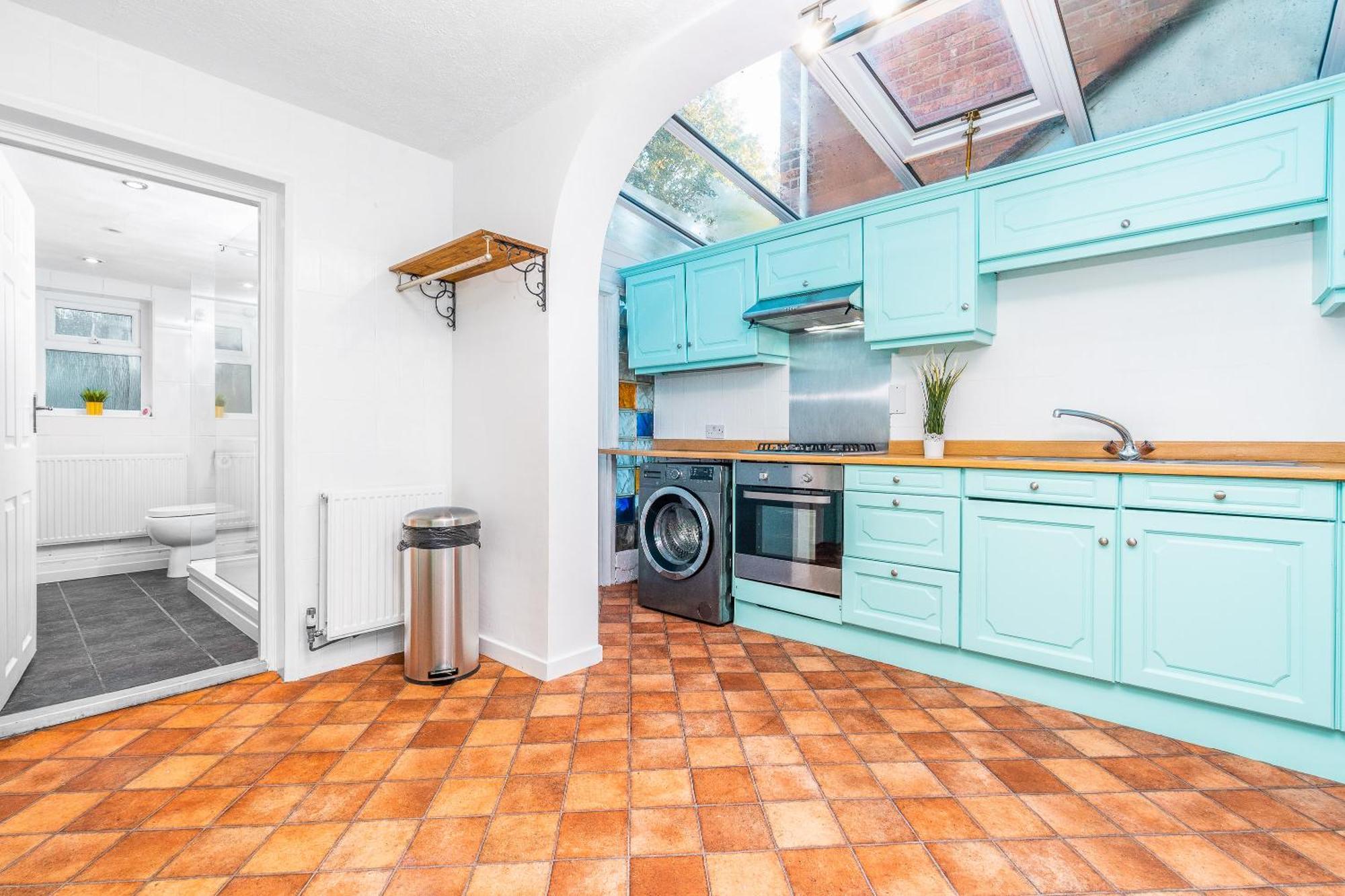 Luxury 3 Bedroom House - Harborne - Parking - Garden - Wifi & Netflix 122g * Birmingham
