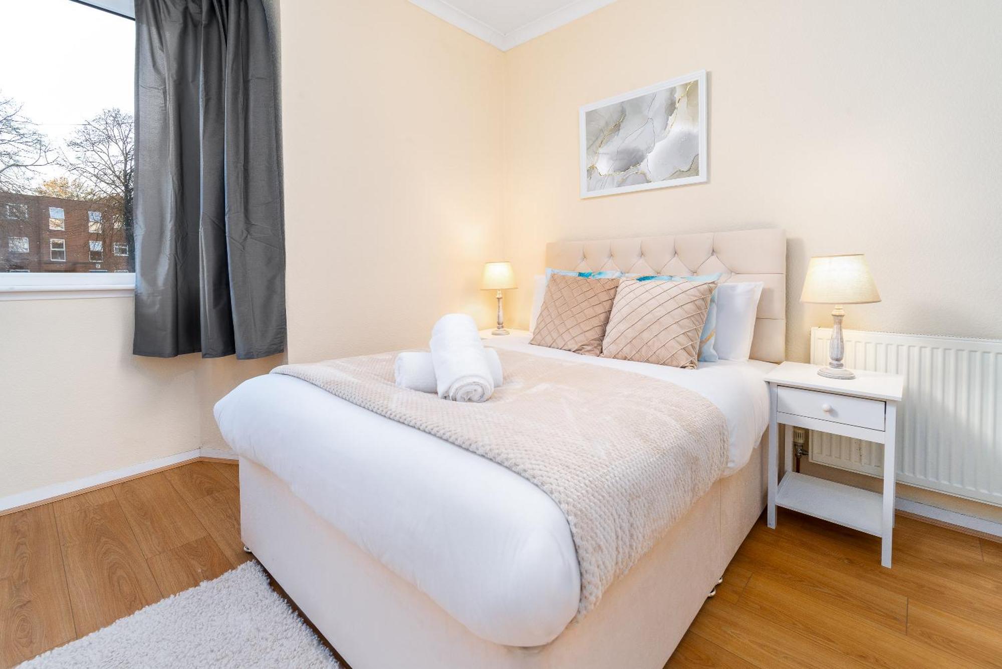 Luxury 3 Bedroom House - Harborne - Parking - Garden - Wifi & Netflix 122g